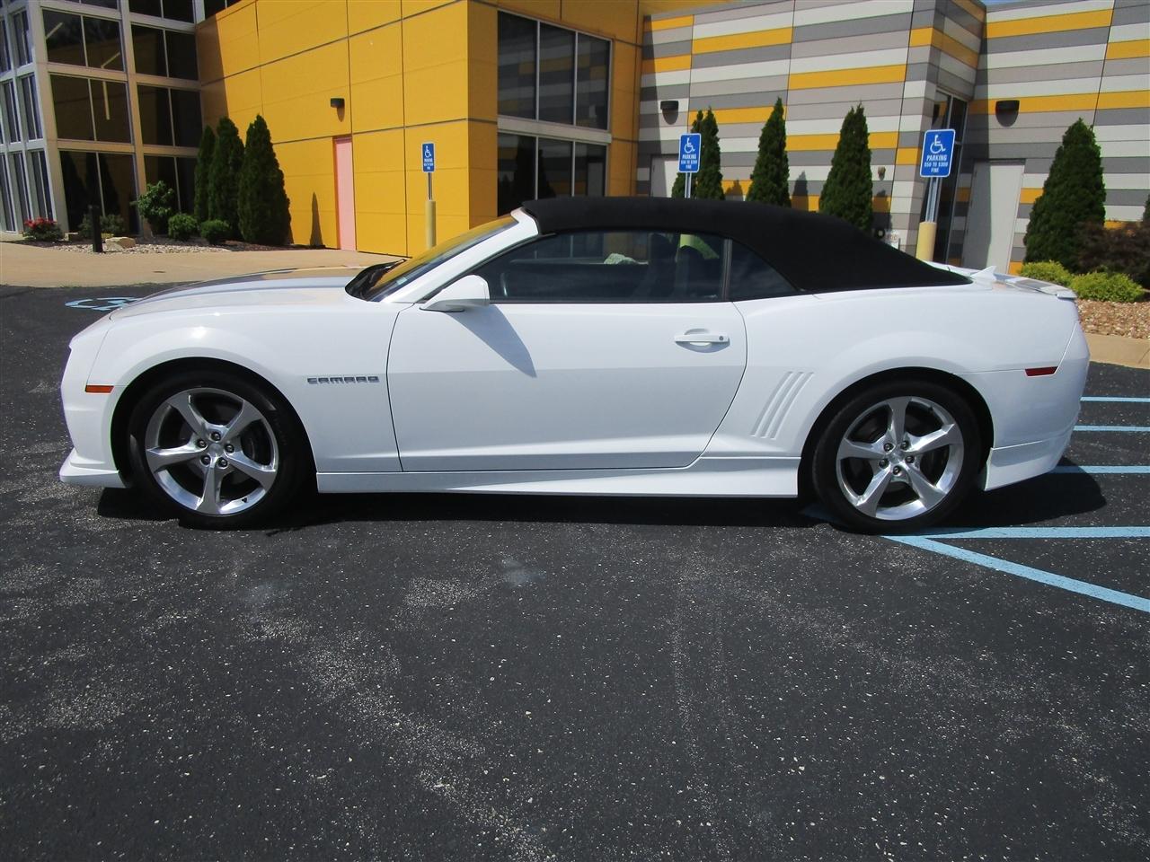 Chevrolet Camaro Convertible 2SS 2013