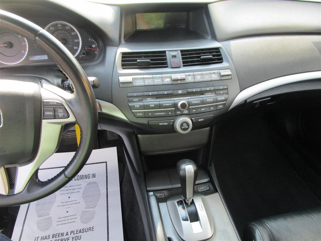 Honda Accord EX-L Coupe AT 2010