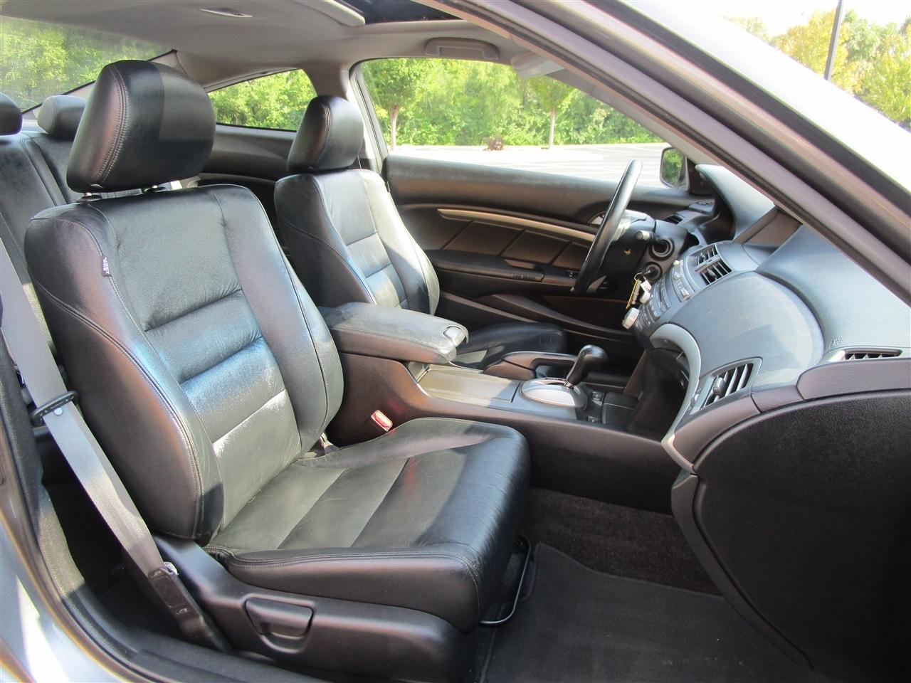 Honda Accord EX-L Coupe AT 2010