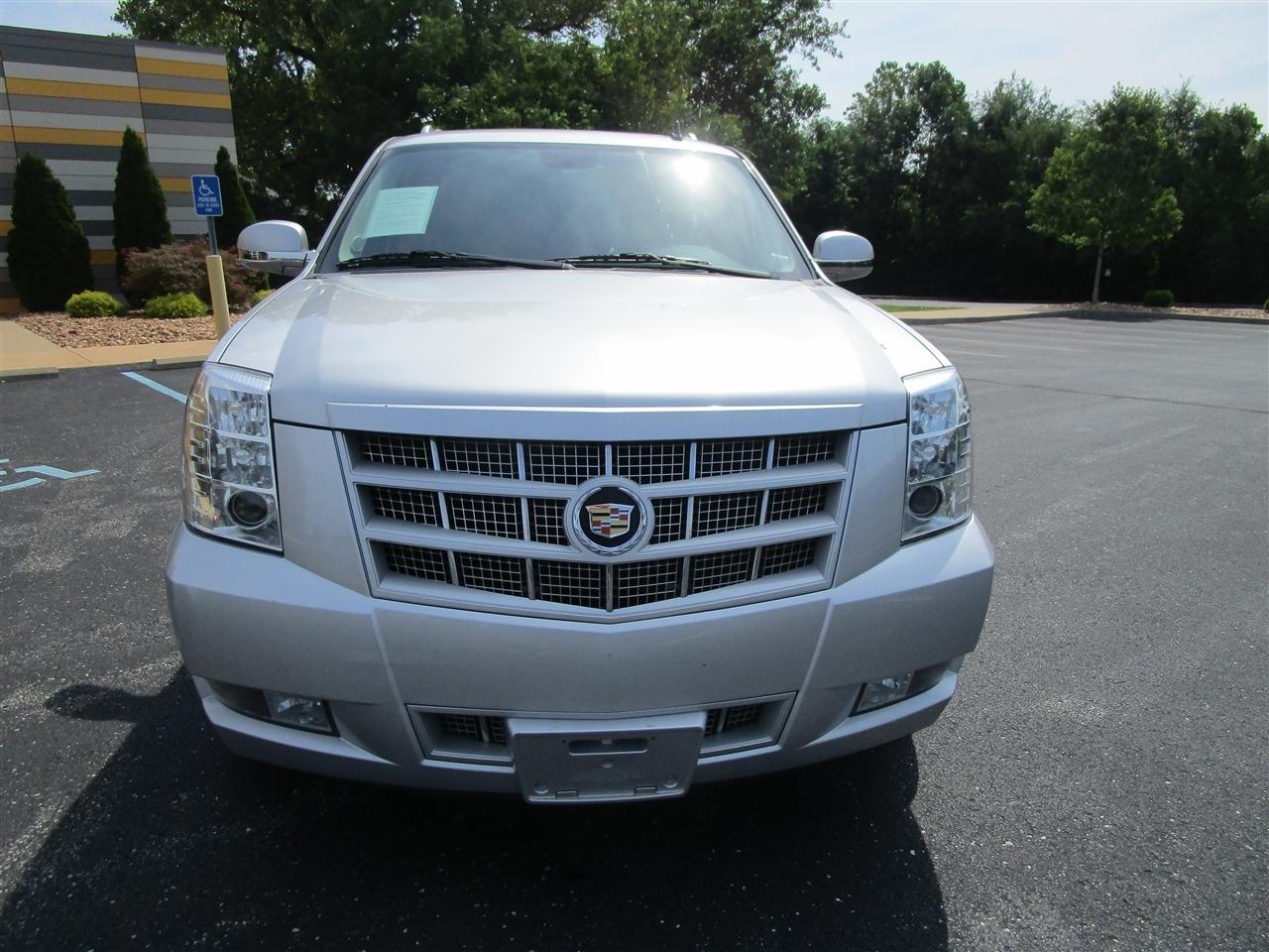Cadillac Escalade ESV AWD Premium 2013