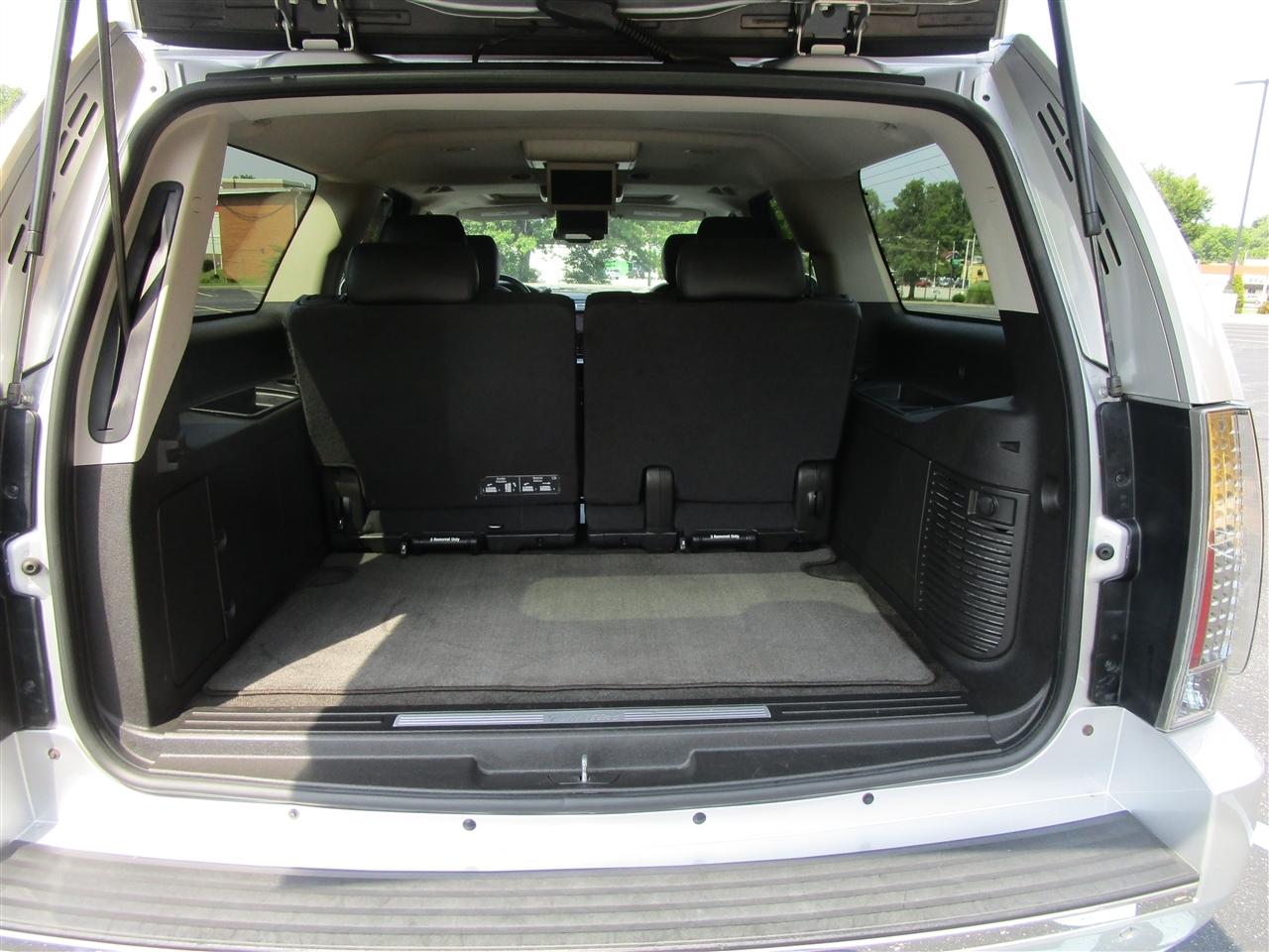 Cadillac Escalade ESV AWD Premium 2013