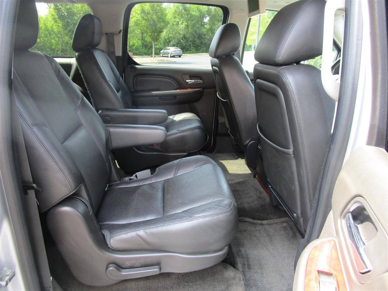 Cadillac Escalade ESV AWD Premium 2013