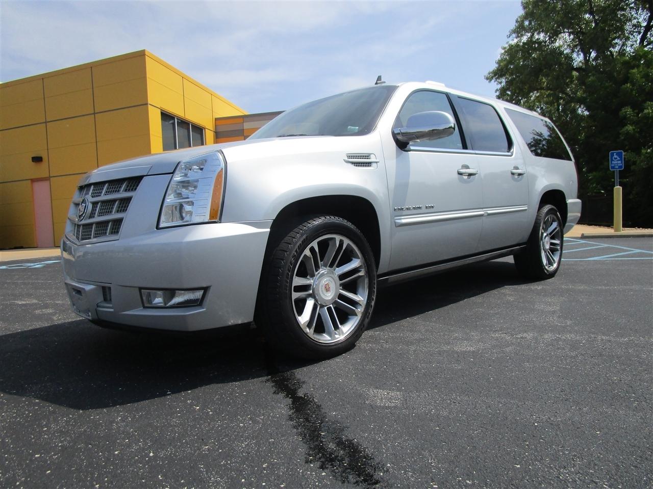 Cadillac Escalade ESV AWD Premium 2013