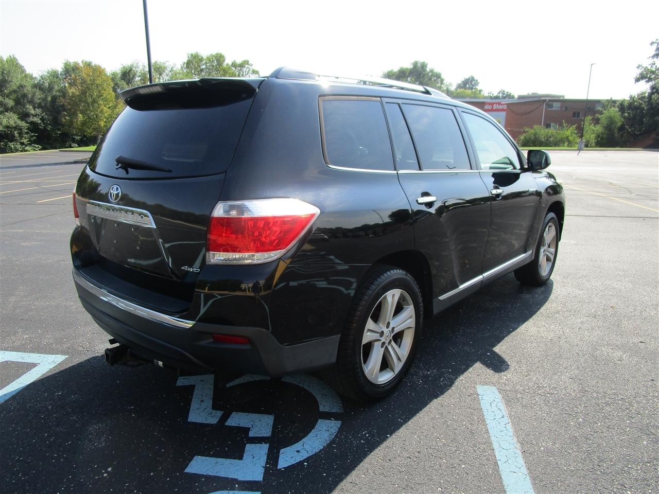 Toyota Highlander Limited 4WD 2012