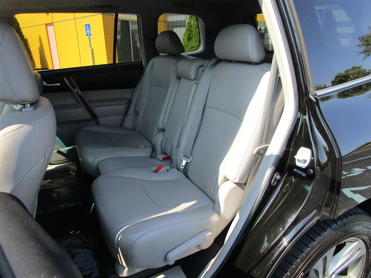 Toyota Highlander Limited 4WD 2012