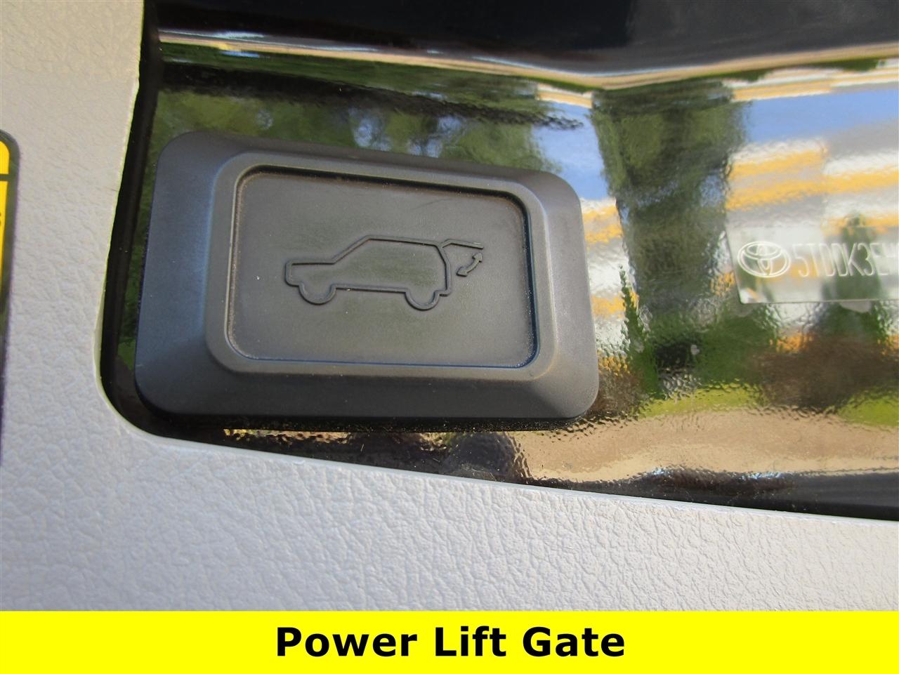 Toyota Highlander Limited 4WD 2012