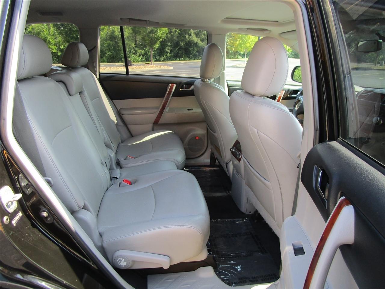 Toyota Highlander Limited 4WD 2012