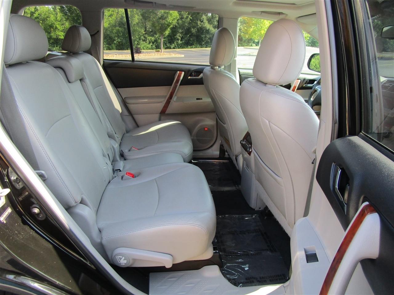 Toyota Highlander Limited 4WD 2012