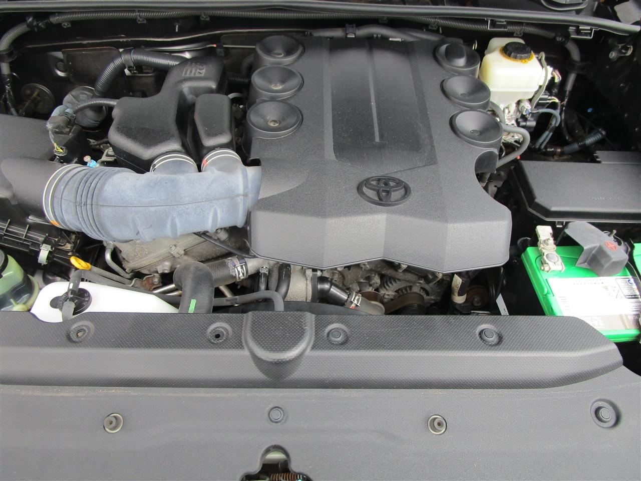 Toyota 4Runner Limited 4WD V6 2012