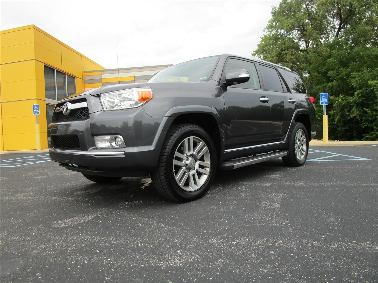 Toyota 4Runner Limited 4WD V6 2012