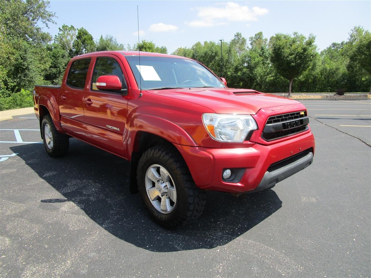 Toyota Tacoma Double Cab V6 5AT 4WD 2014