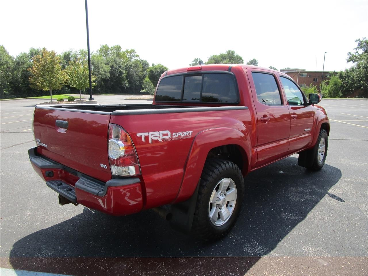 Toyota Tacoma Double Cab V6 5AT 4WD 2014