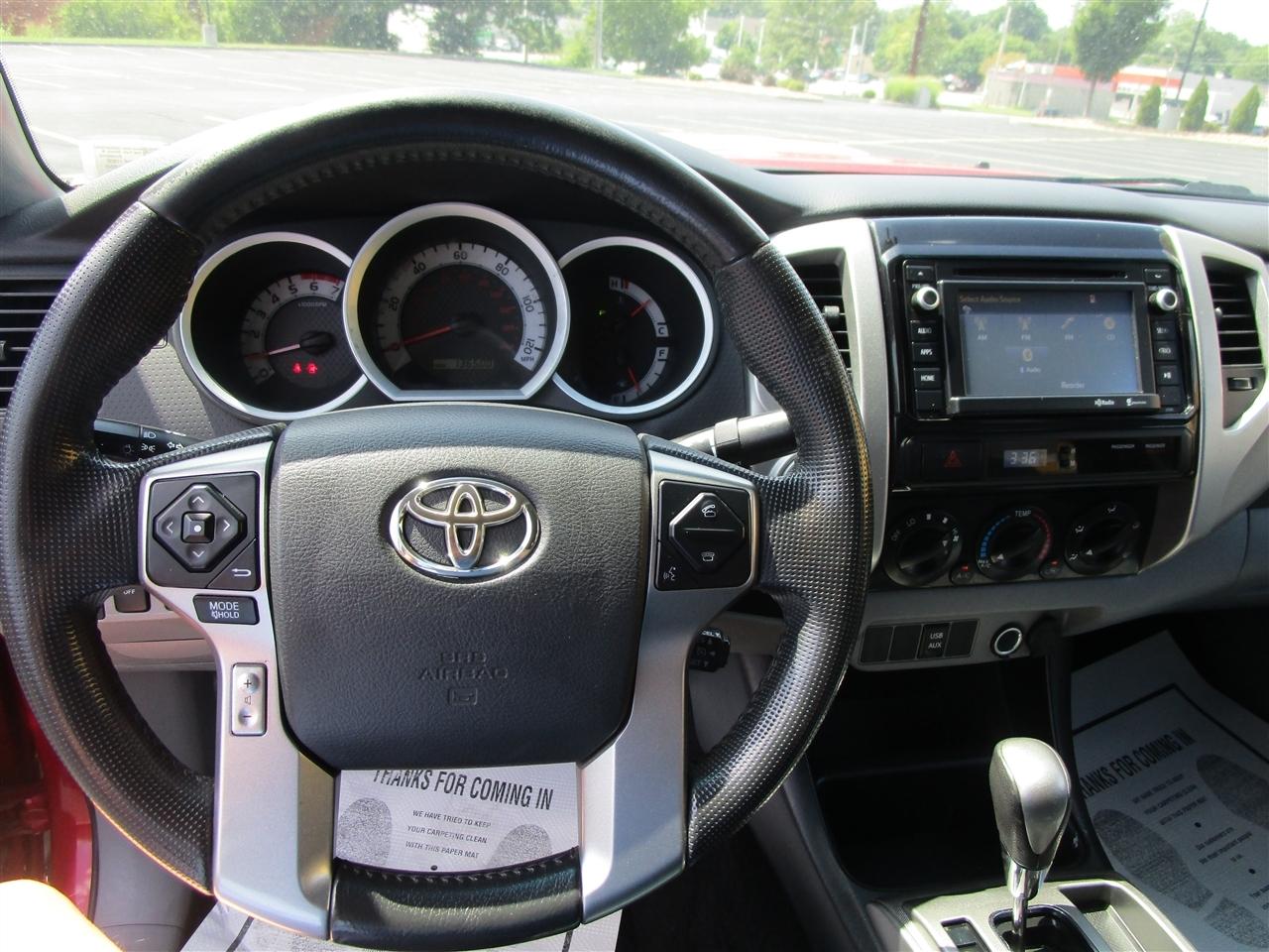 Toyota Tacoma Double Cab V6 5AT 4WD 2014