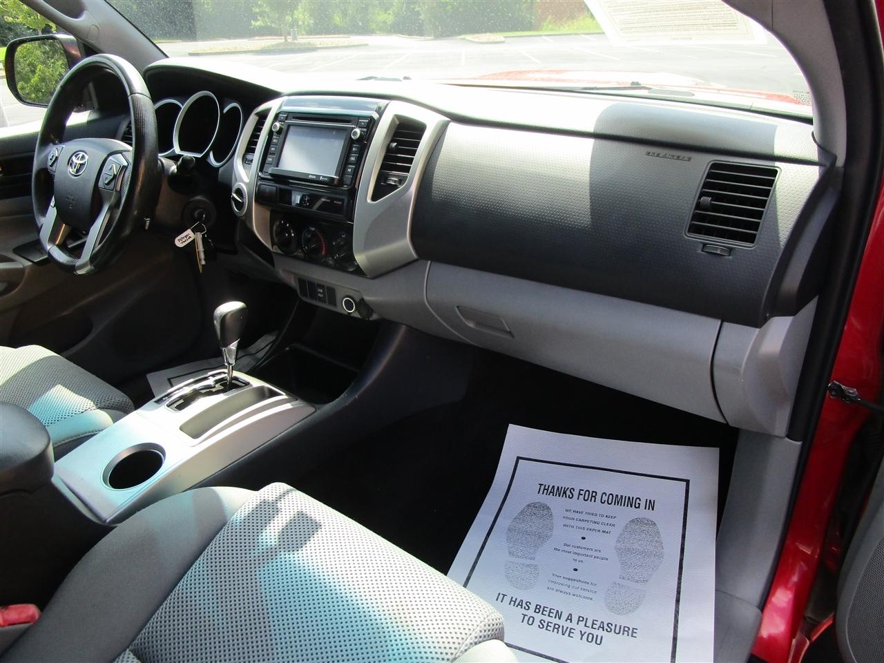 Toyota Tacoma Double Cab V6 5AT 4WD 2014