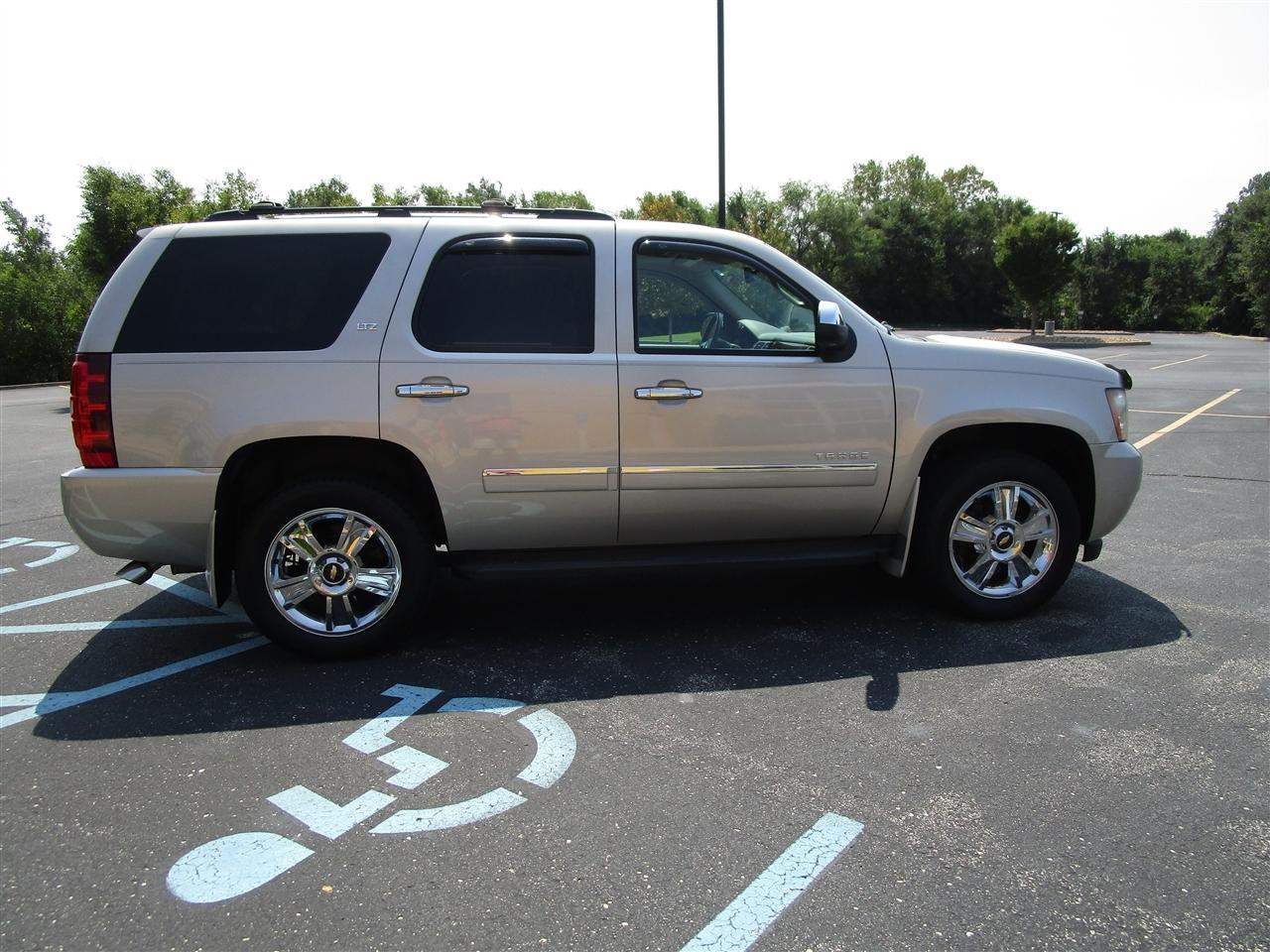 Chevrolet Tahoe LTZ 4WD 2009