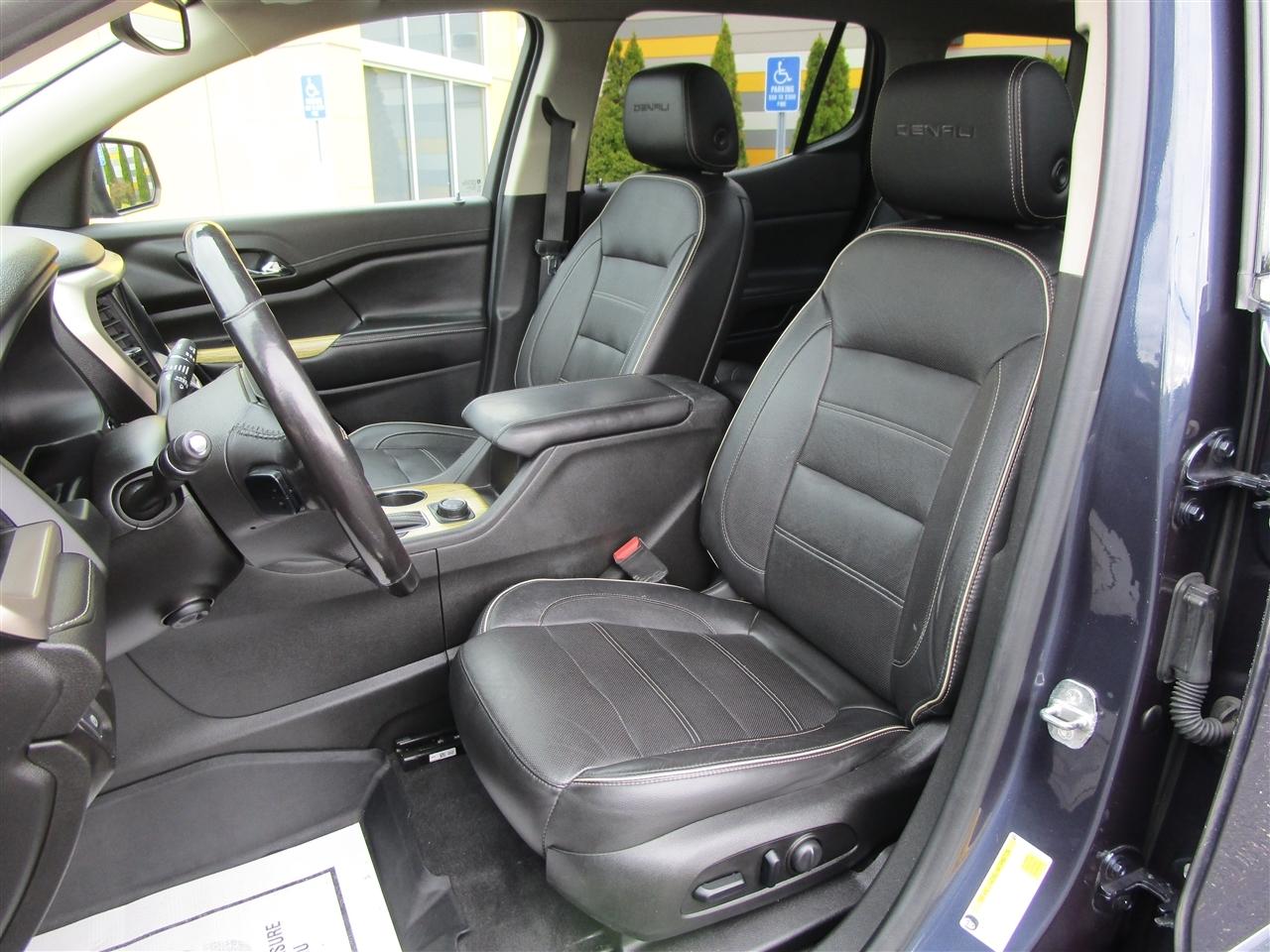 GMC Acadia Denali AWD 2019