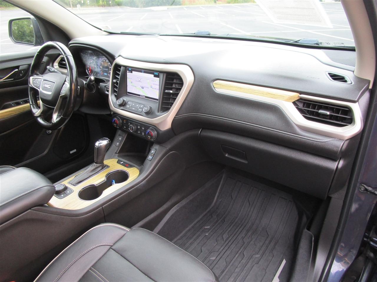 GMC Acadia Denali AWD 2019