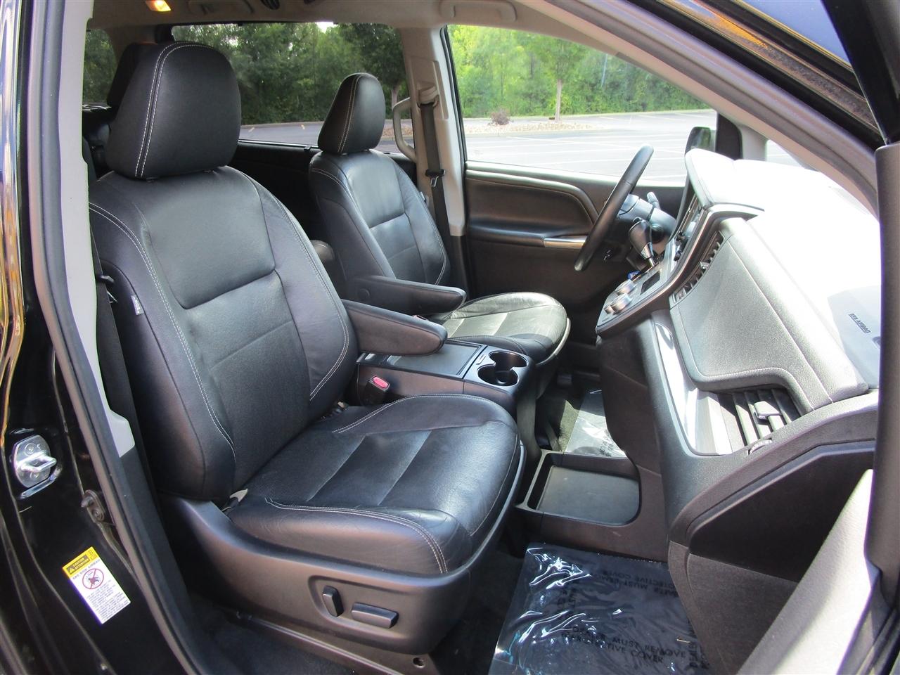 Toyota Sienna SE 8-Passenger 2017