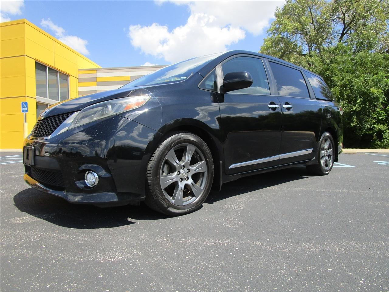 Toyota Sienna SE 8-Passenger 2017