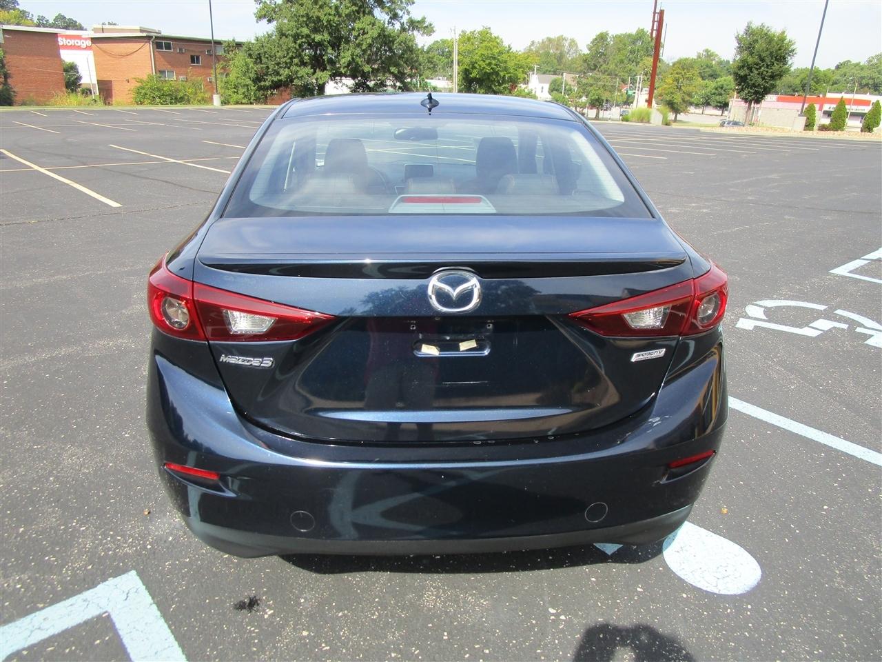 Mazda MAZDA3 i SE AT 4-Door 2016