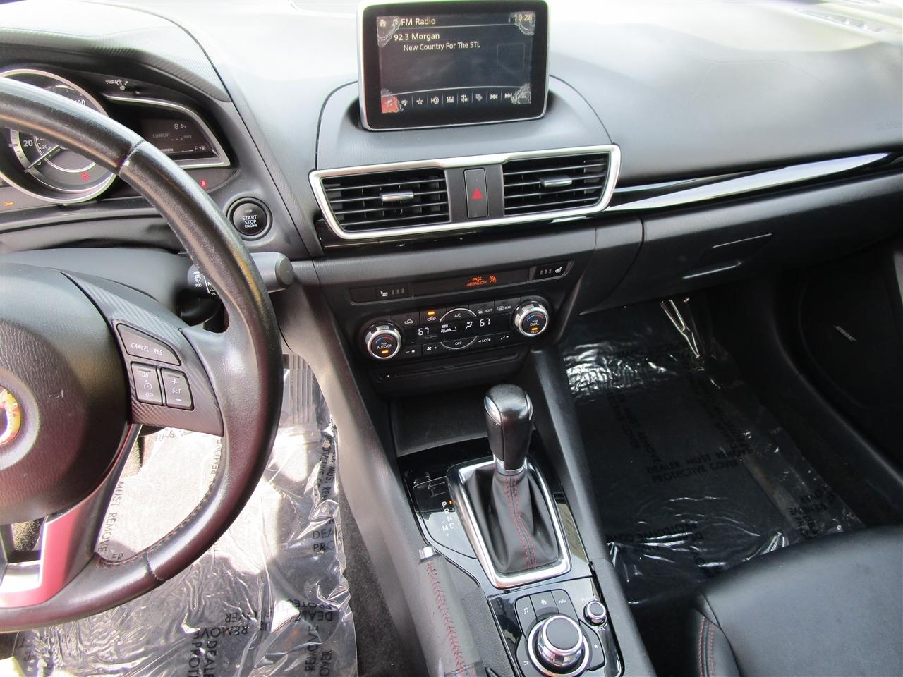 Mazda MAZDA3 i SE AT 4-Door 2016
