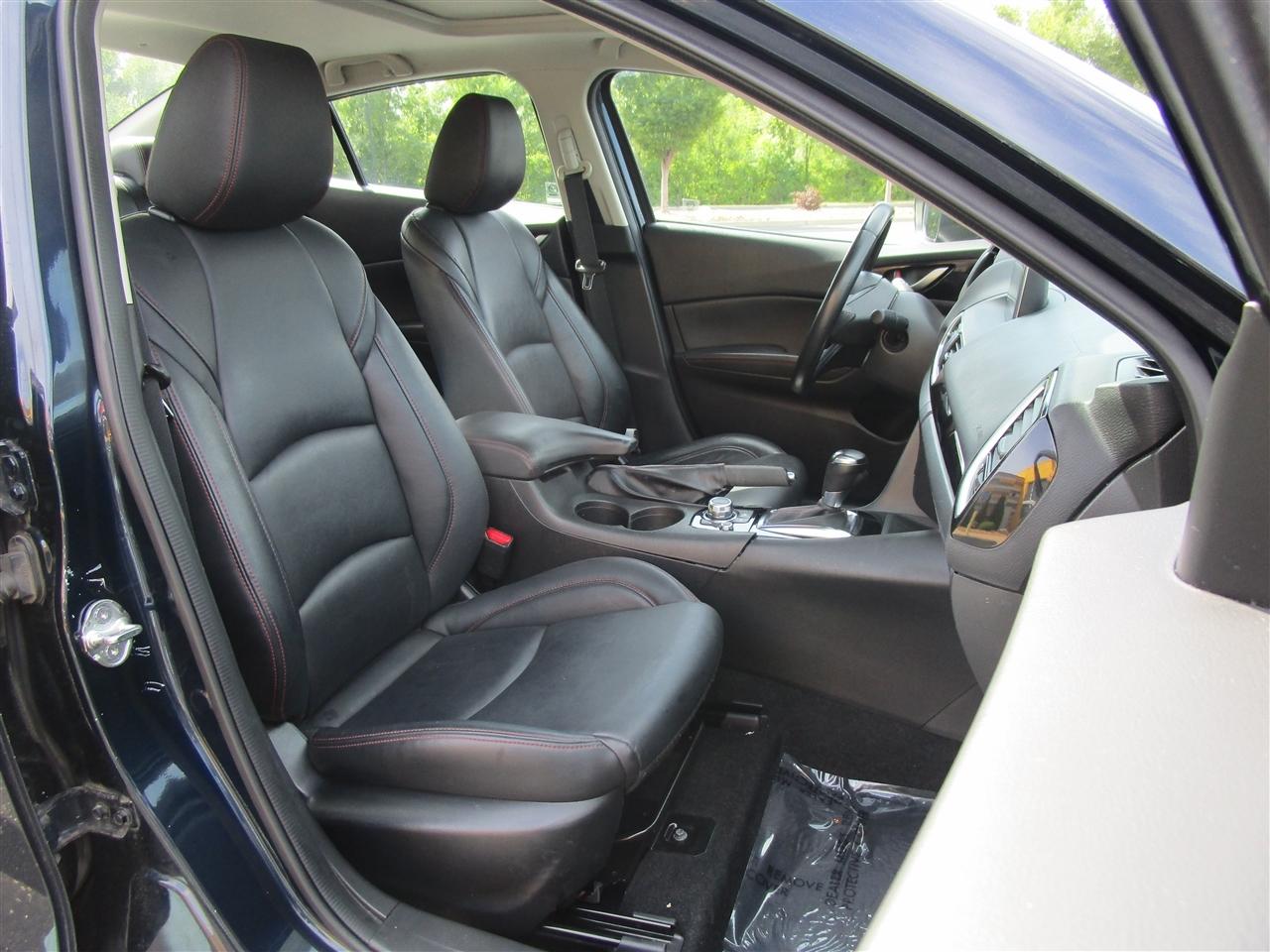 Mazda MAZDA3 i SE AT 4-Door 2016