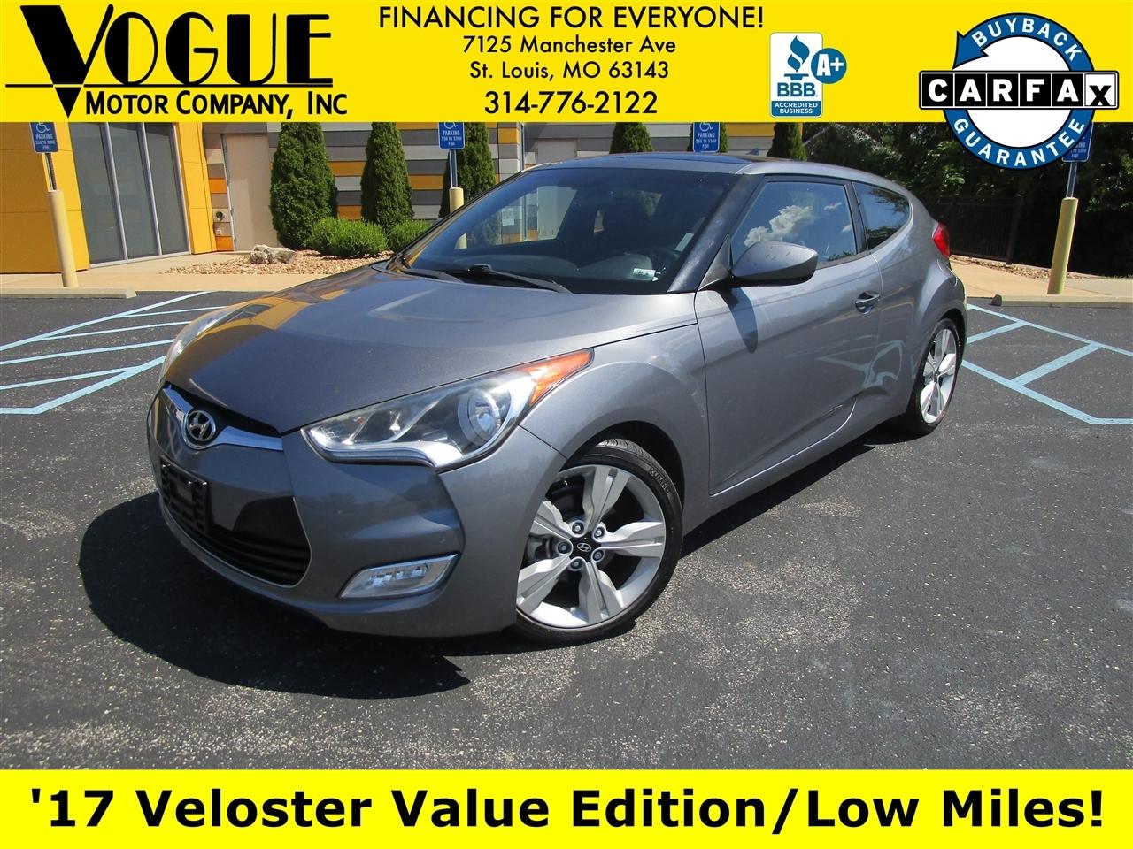 2017 Hyundai Veloster Base 6MT