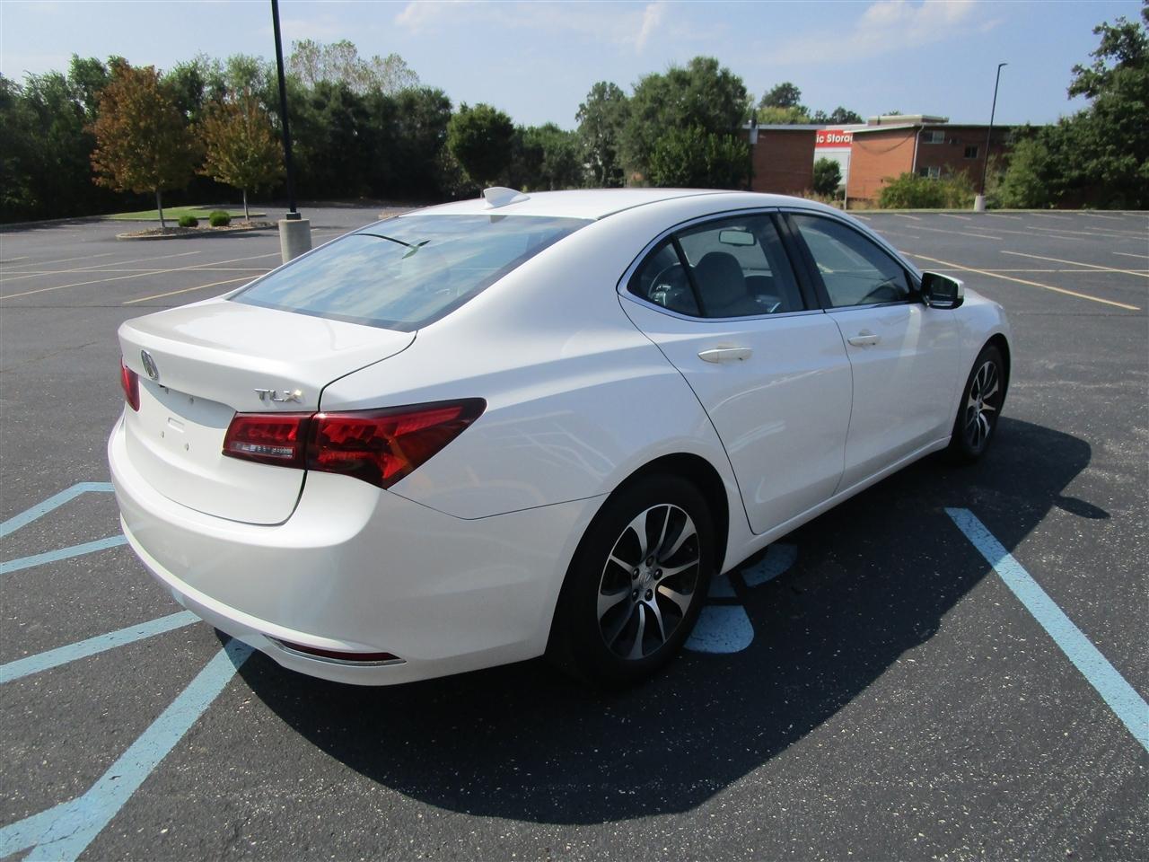 Acura TLX 8-Spd DCT 2015