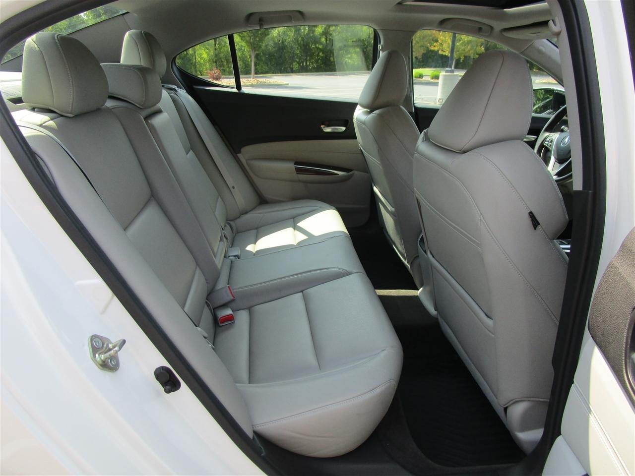 Acura TLX 8-Spd DCT 2015