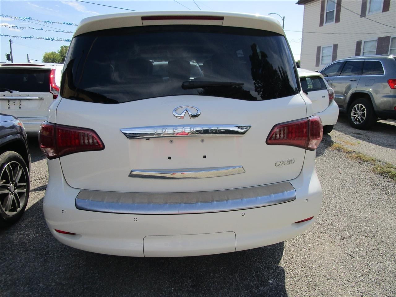 Infiniti QX80 4WD 2016