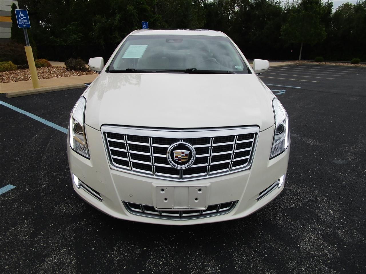 Cadillac XTS Premium 2013