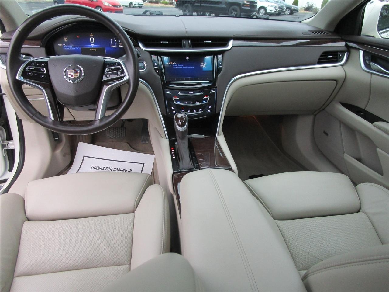 Cadillac XTS Premium 2013