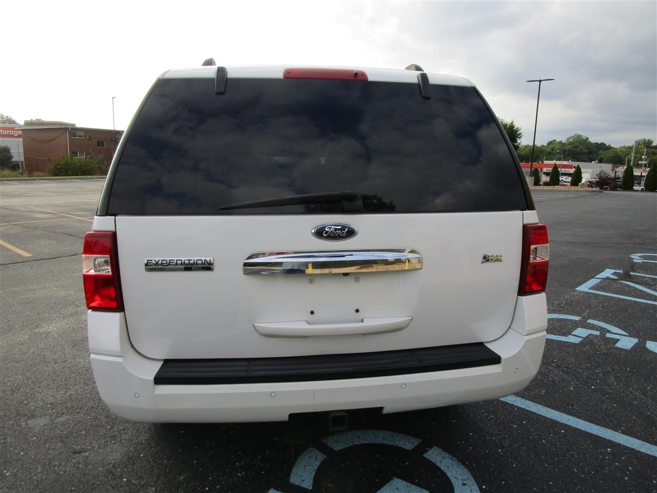 Ford Expedition EL Limited 4WD 2014