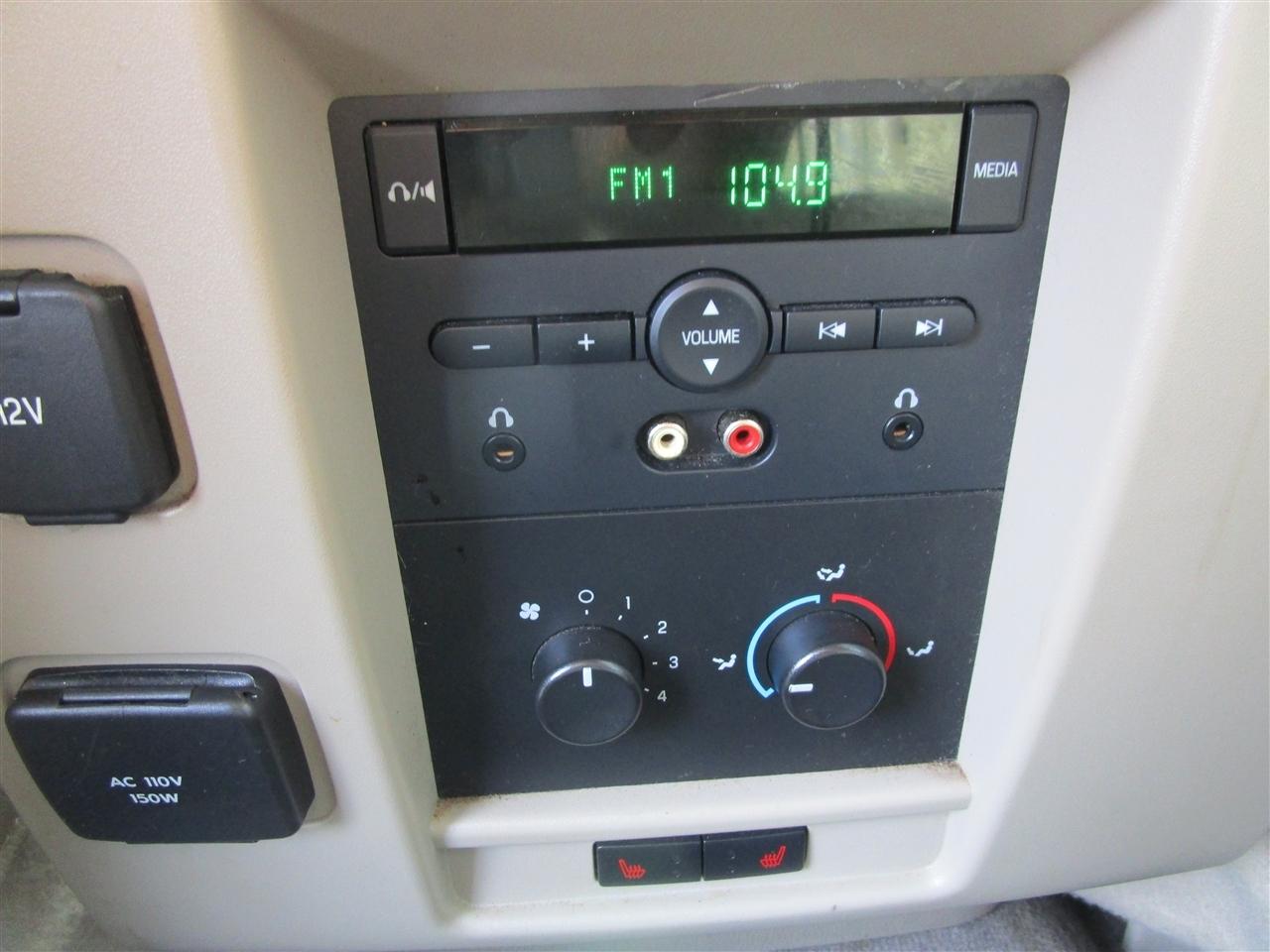 Ford Expedition EL Limited 4WD 2014