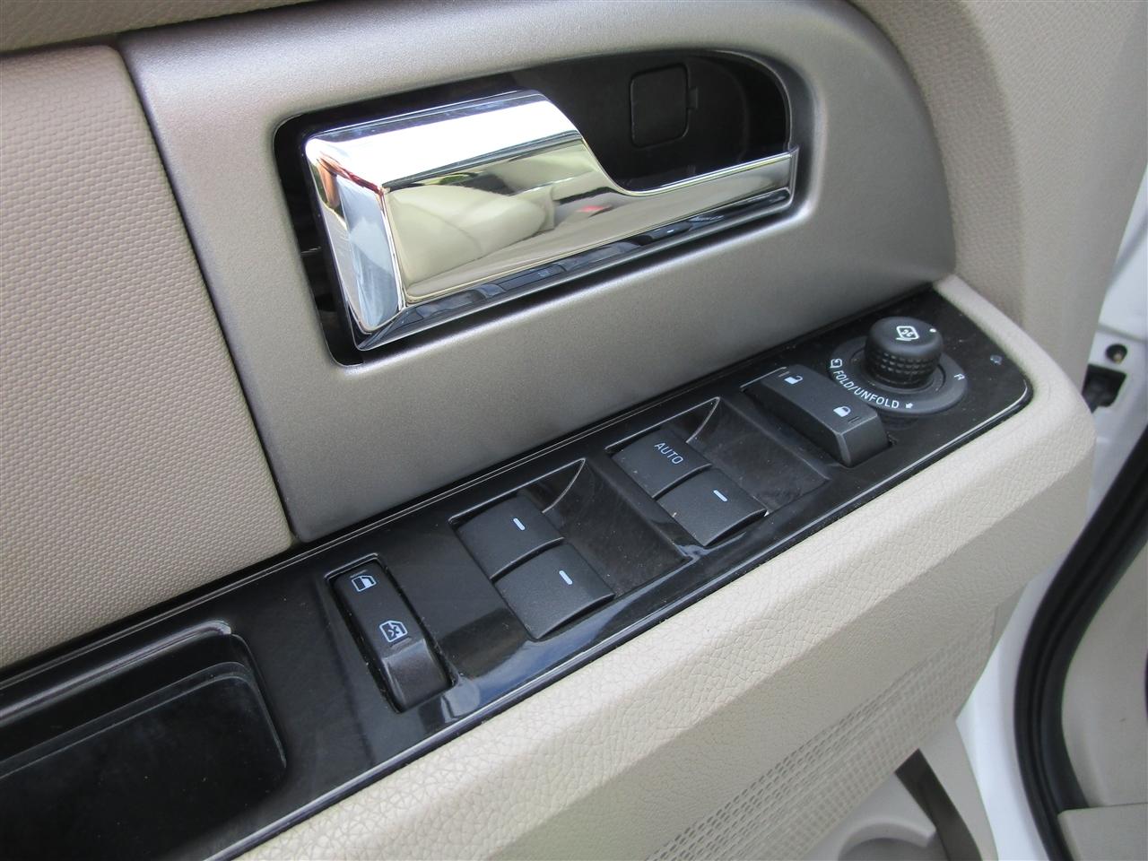 Ford Expedition EL Limited 4WD 2014