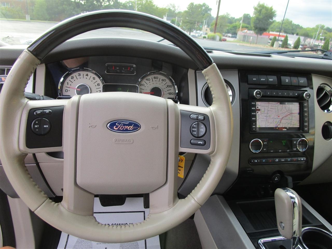 Ford Expedition EL Limited 4WD 2014