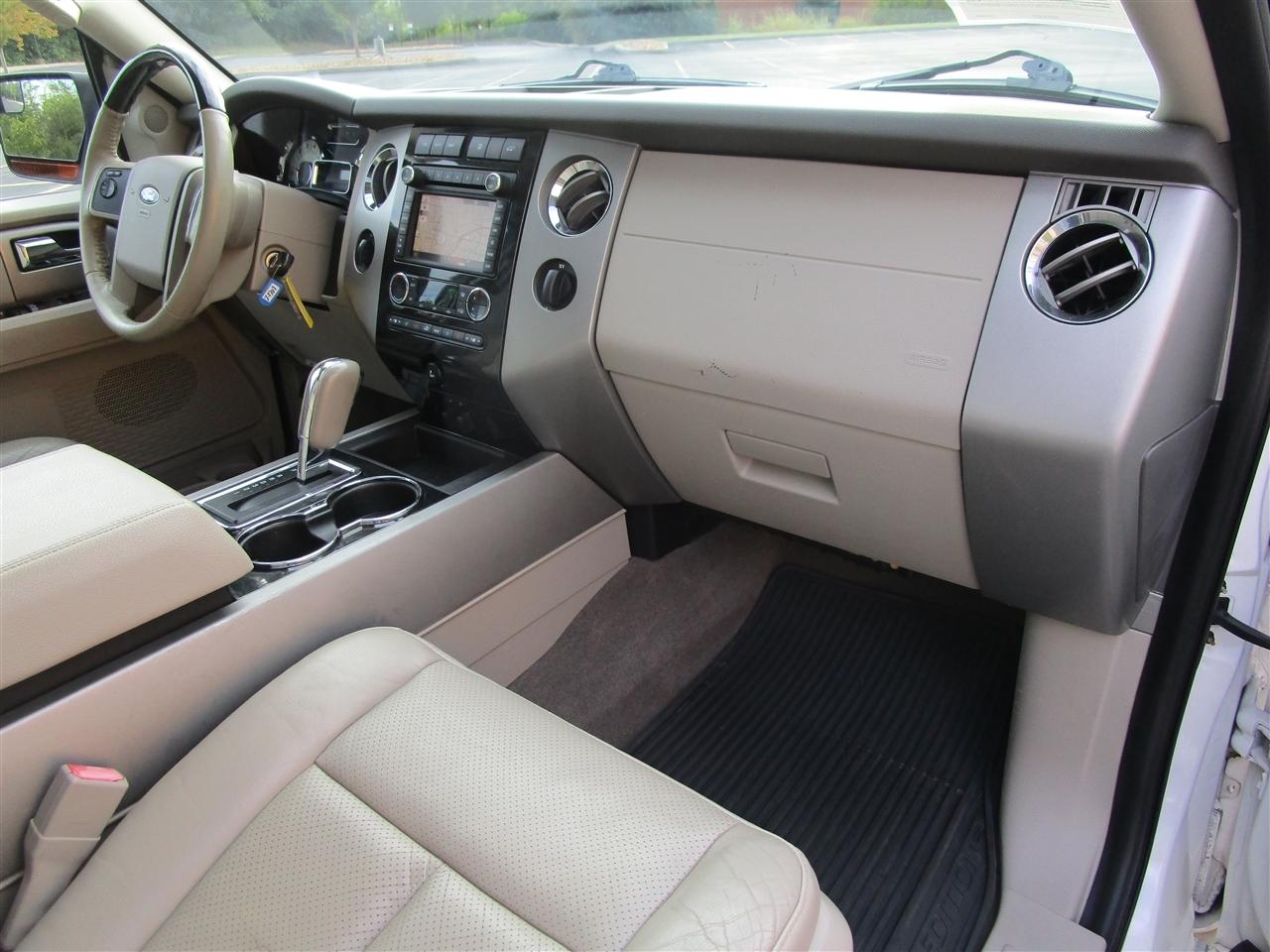 Ford Expedition EL Limited 4WD 2014