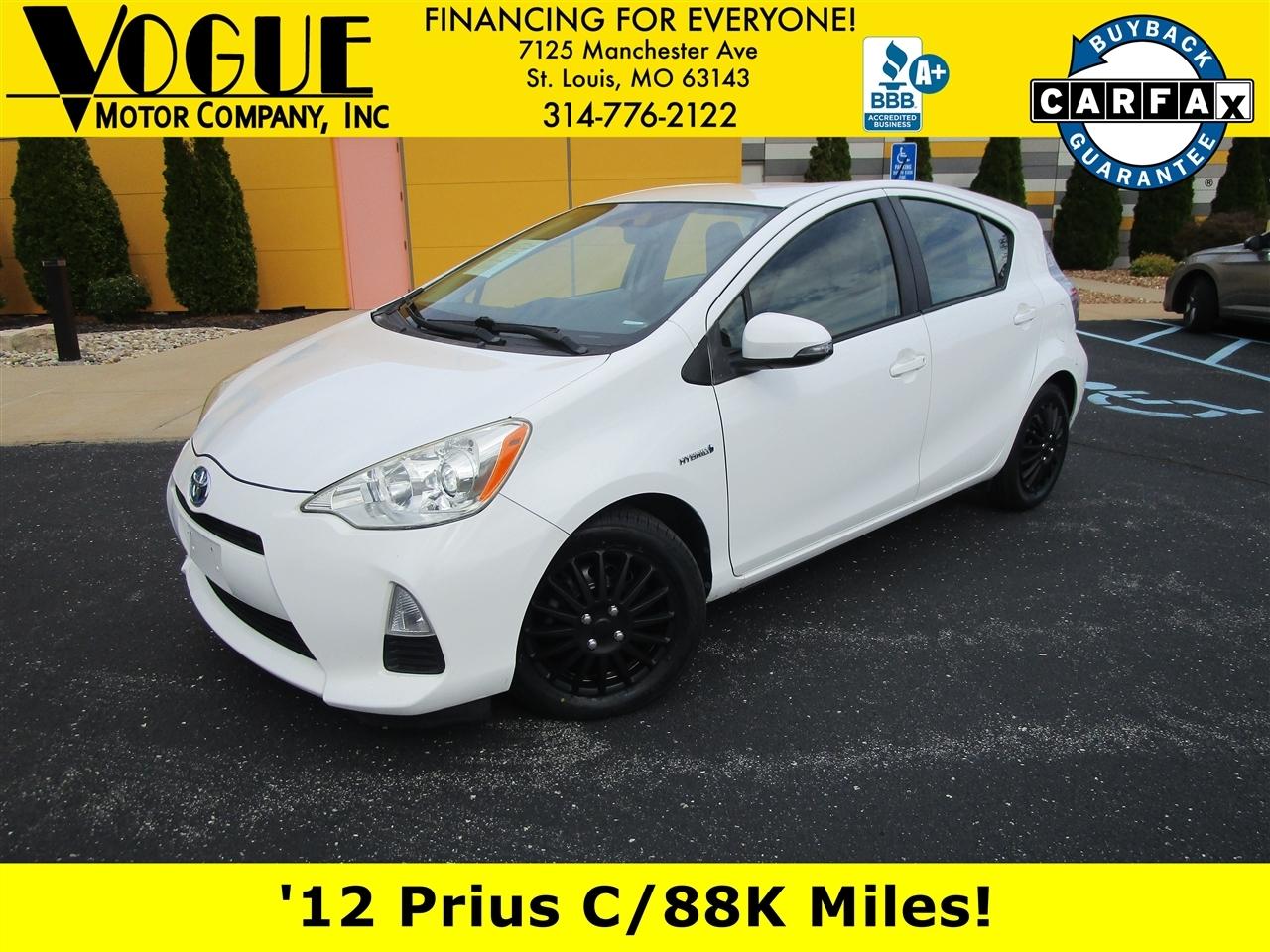Toyota Prius c One 2012
