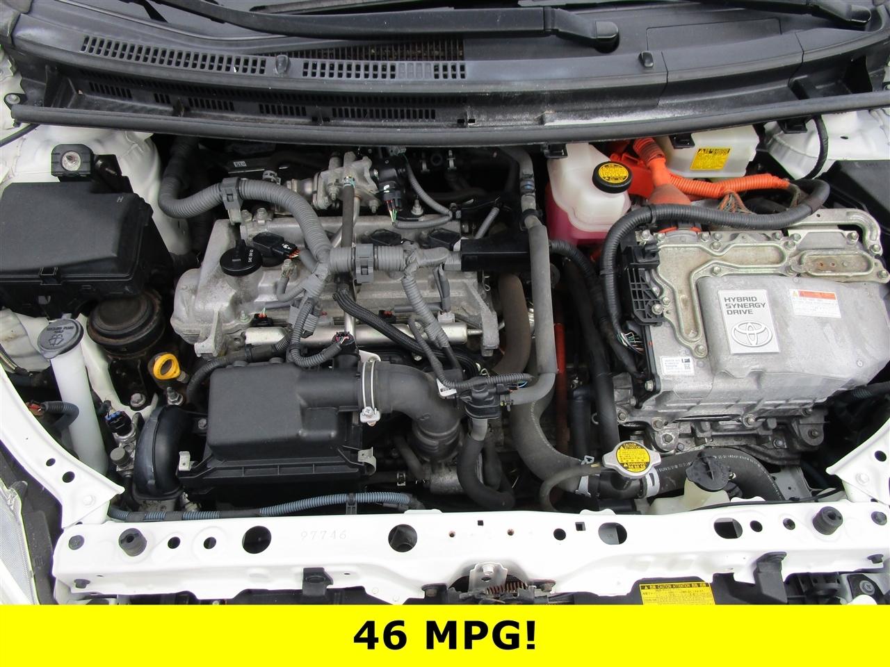 Toyota Prius c One 2012