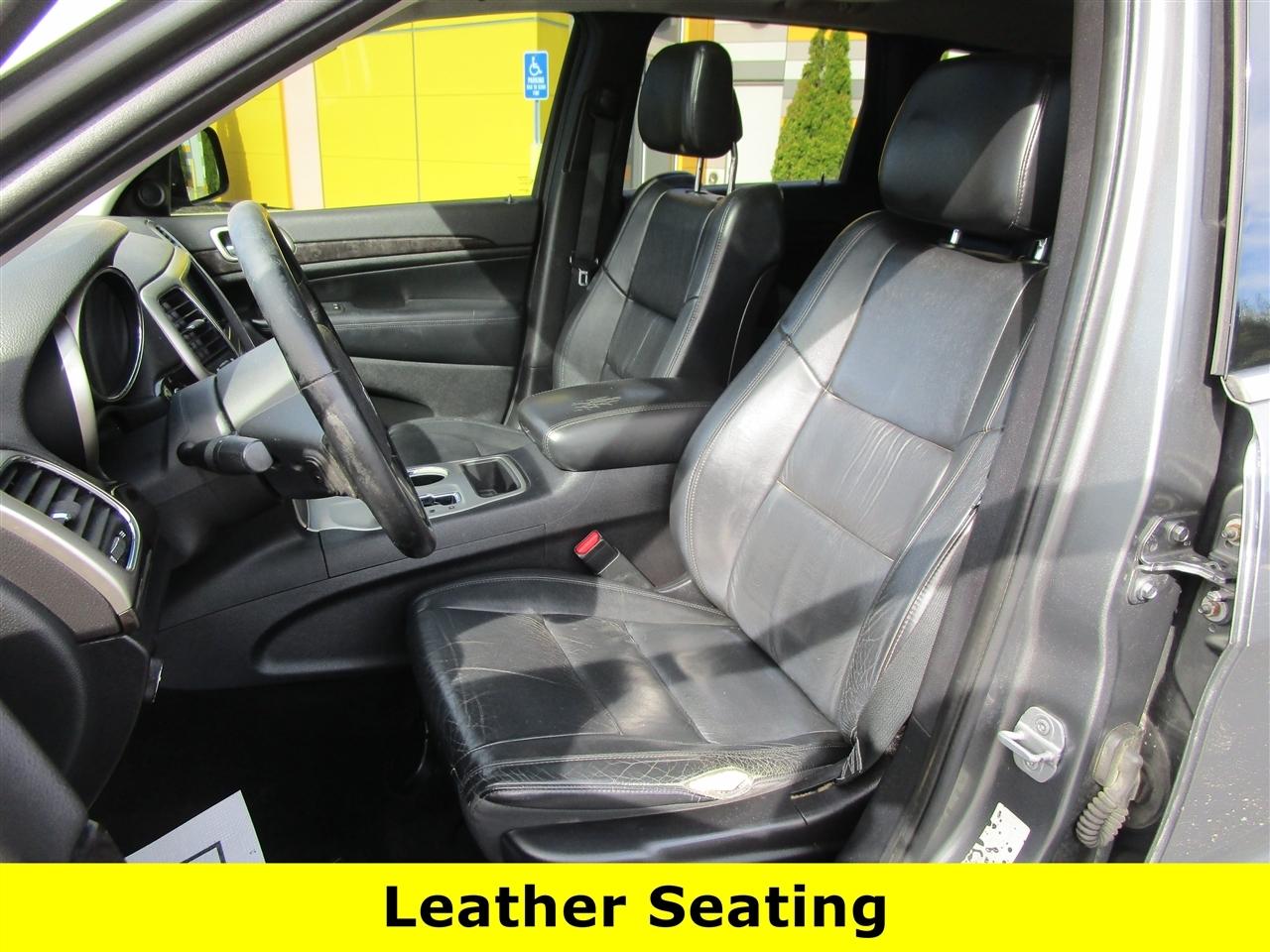 Jeep Grand Cherokee Laredo 4WD 2011