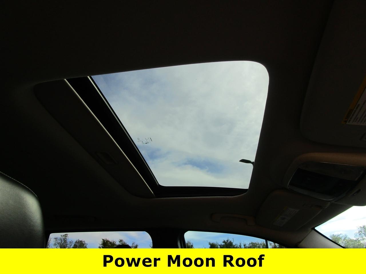 Jeep Grand Cherokee Laredo 4WD 2011