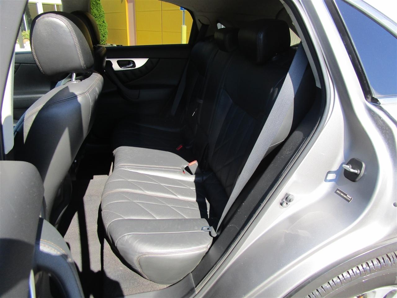 Infiniti FX FX35 AWD 2010