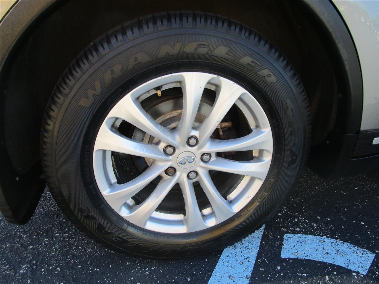 Infiniti FX FX35 AWD 2010
