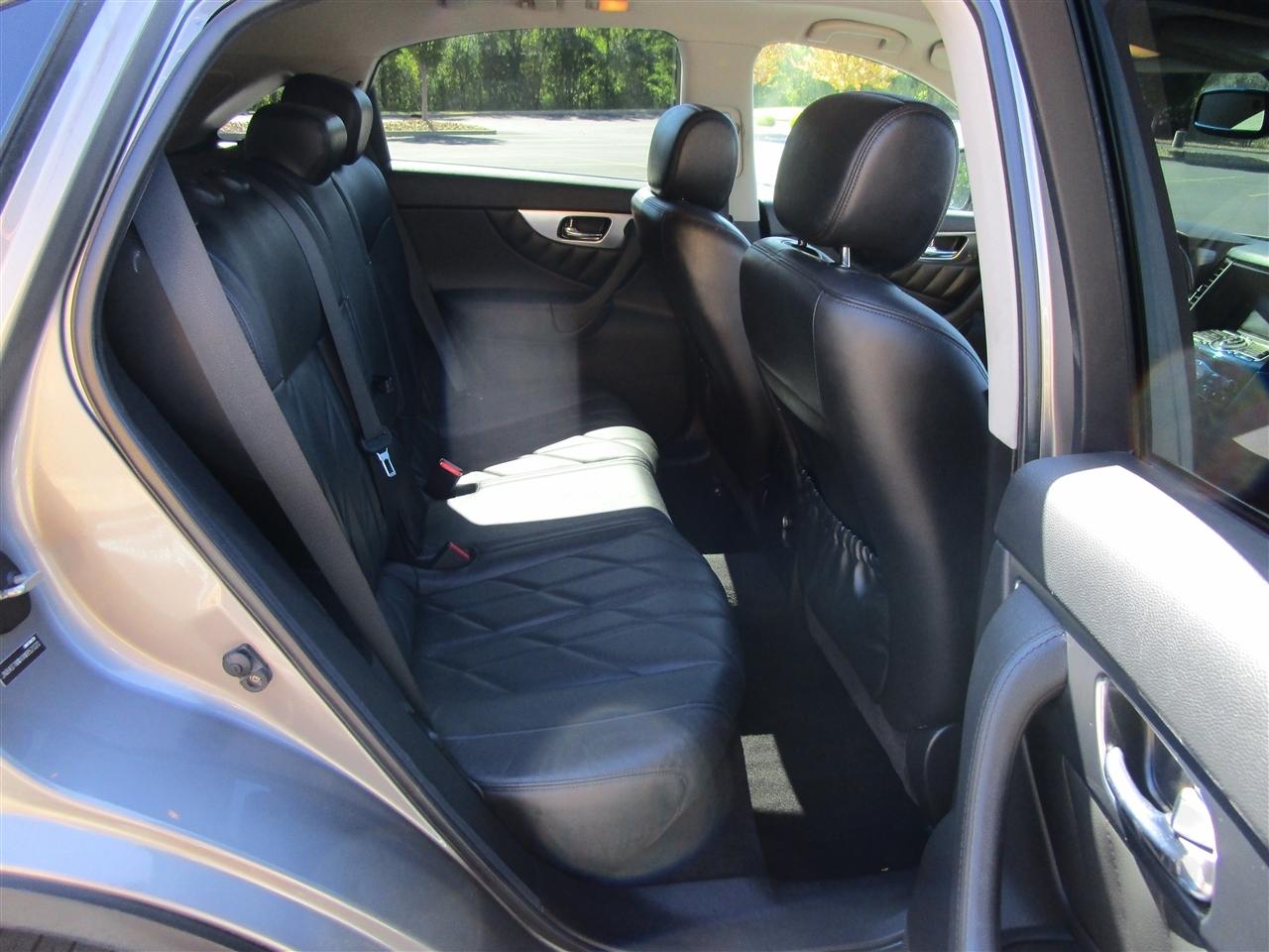 Infiniti FX FX35 AWD 2010