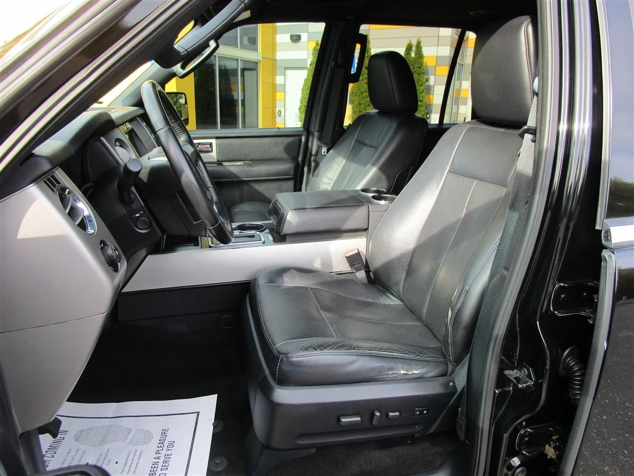 Ford Expedition EL Limited 4WD 2017