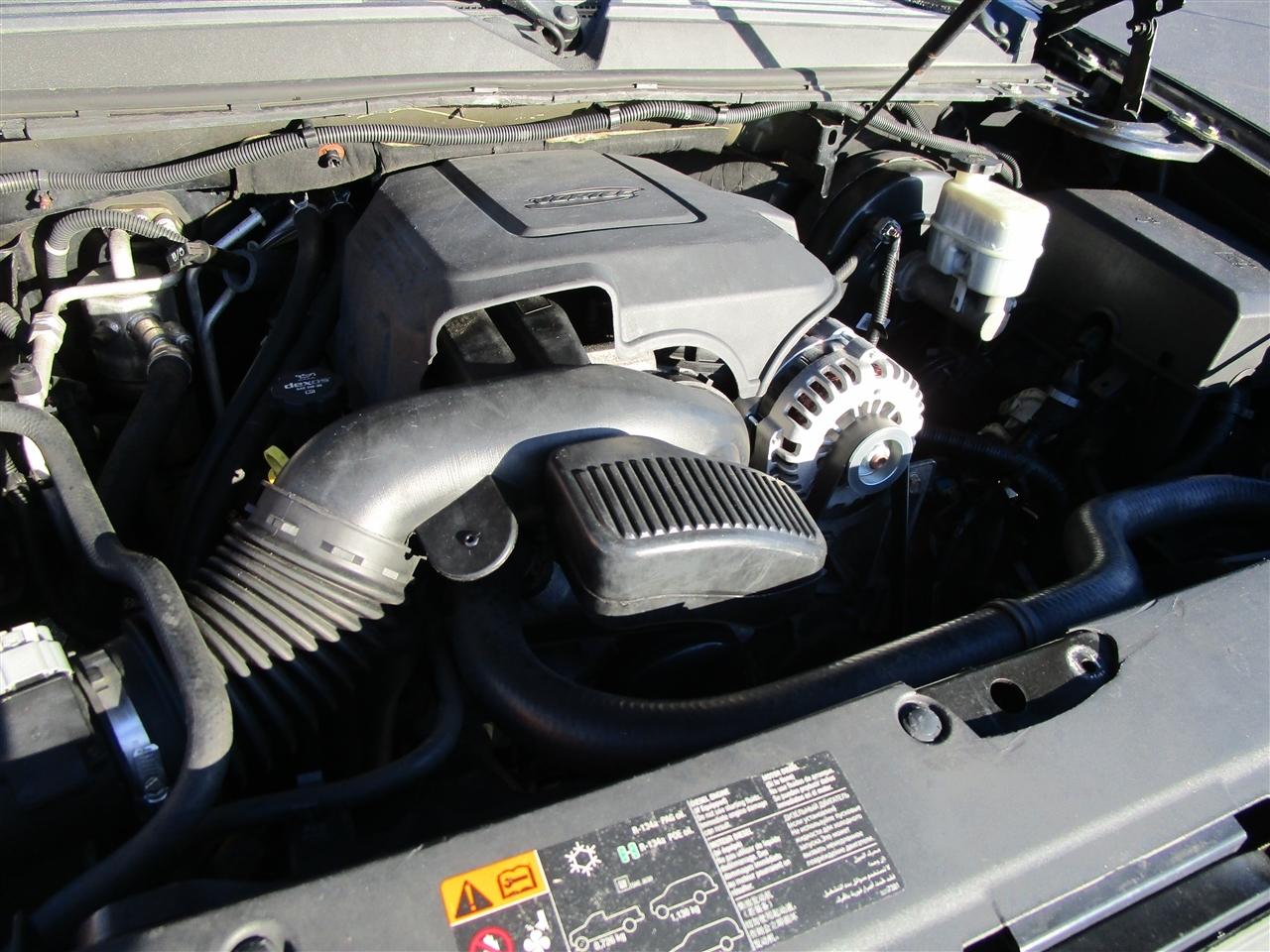 GMC Yukon Denali XL 4WD 2013