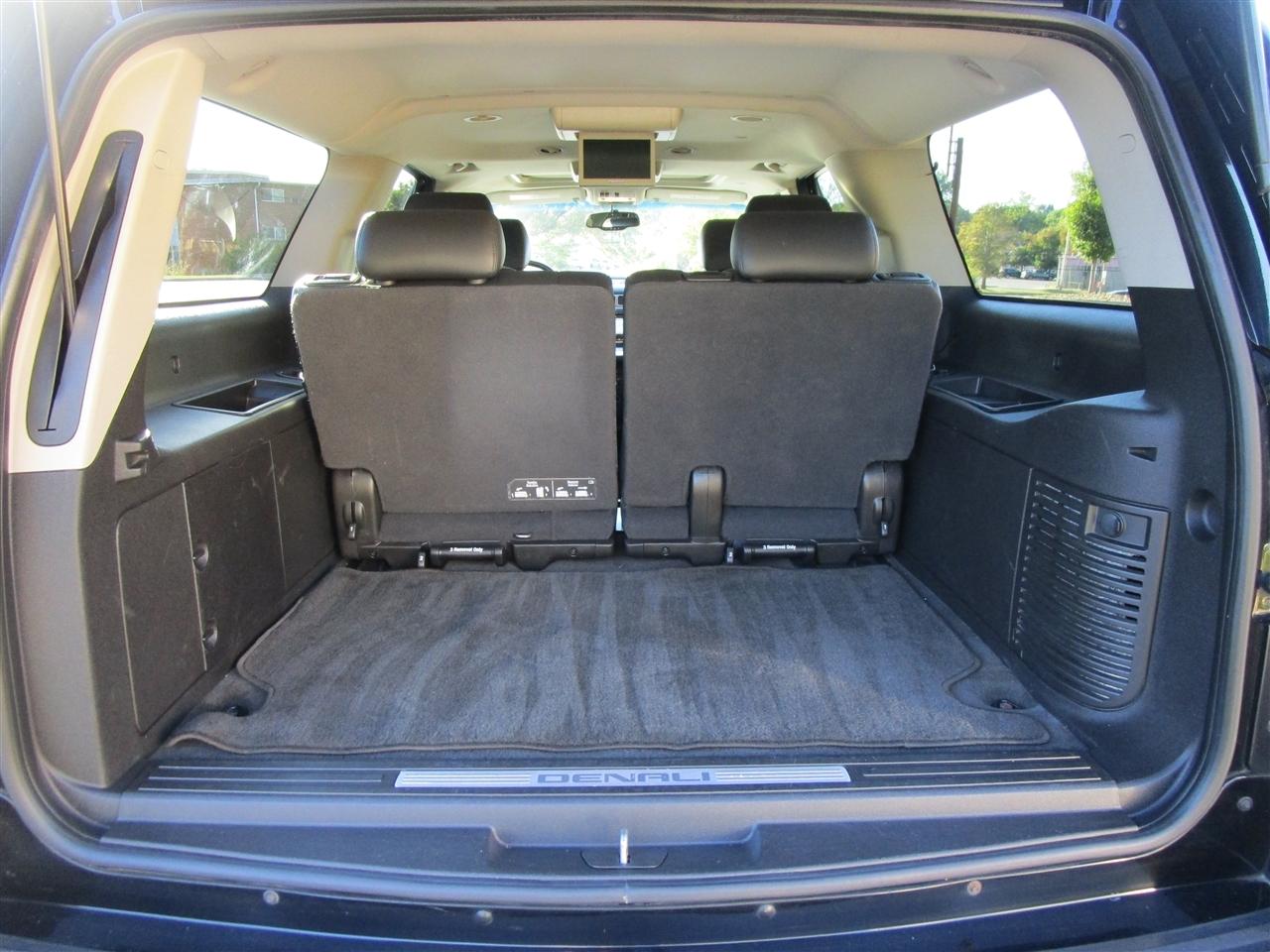 GMC Yukon Denali XL 4WD 2013