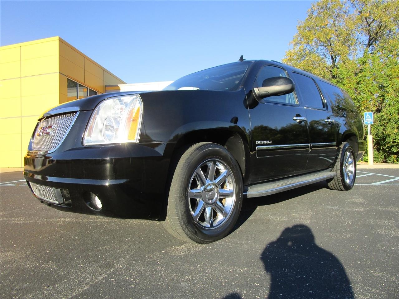 GMC Yukon Denali XL 4WD 2013