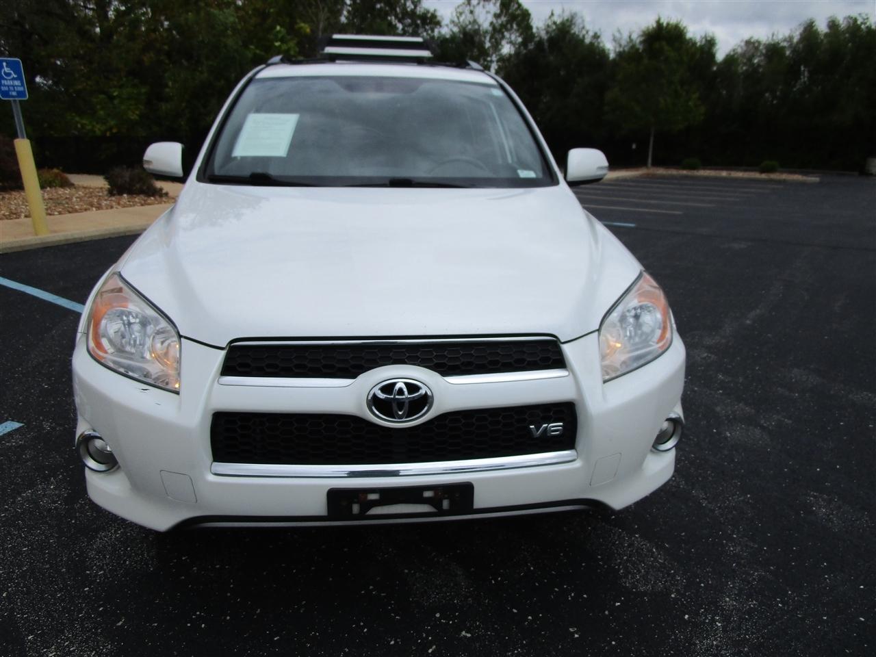 Toyota RAV4 Limited V6 4WD 2012