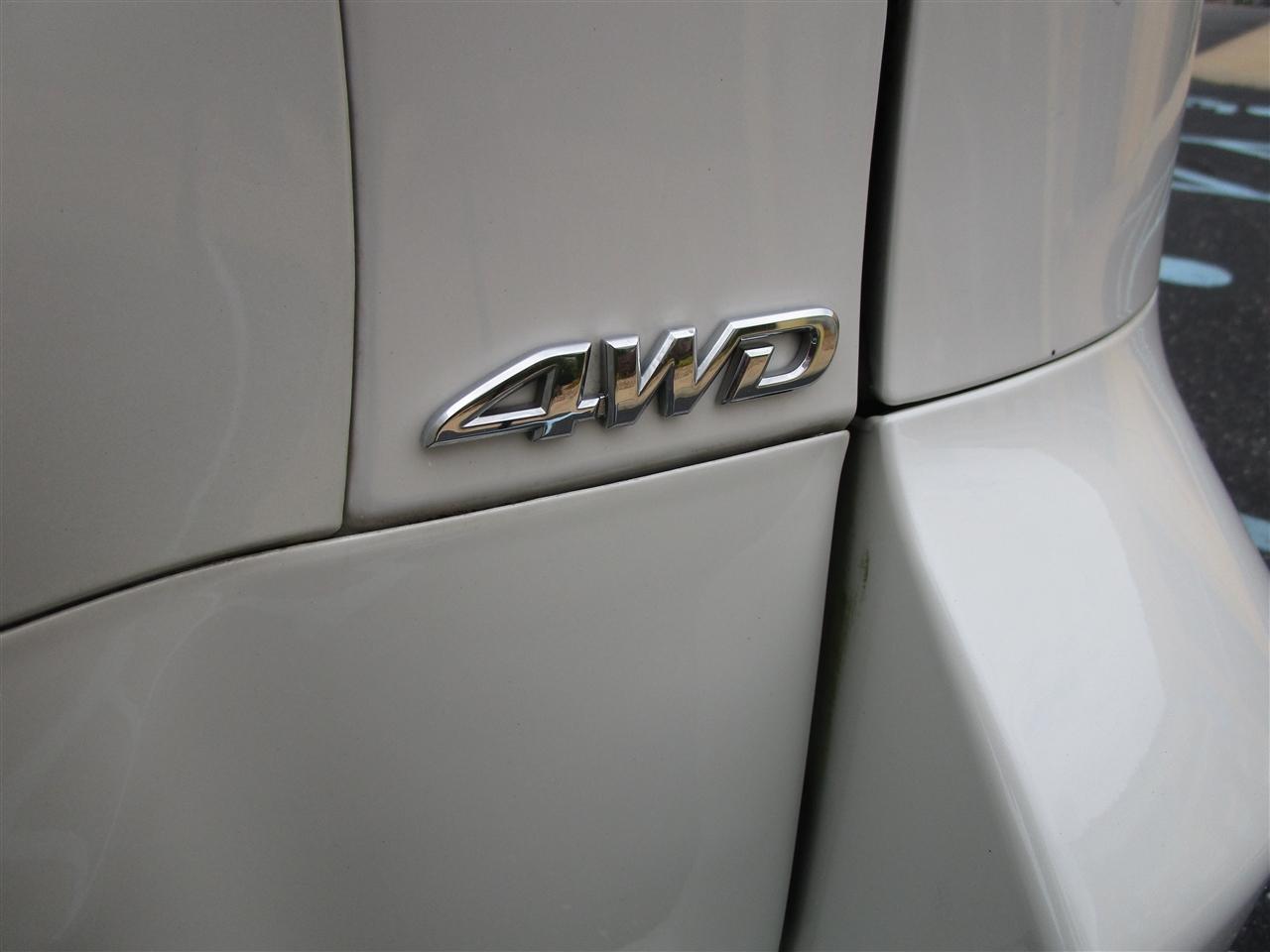 Toyota RAV4 Limited V6 4WD 2012